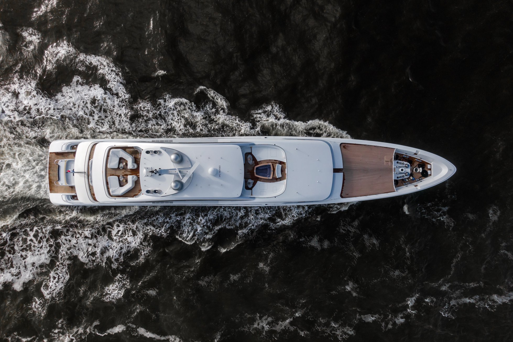 [M-FULLYCUSTOM-SUPERYACHT-BY-FEADSHIP]-13349-18.jpg