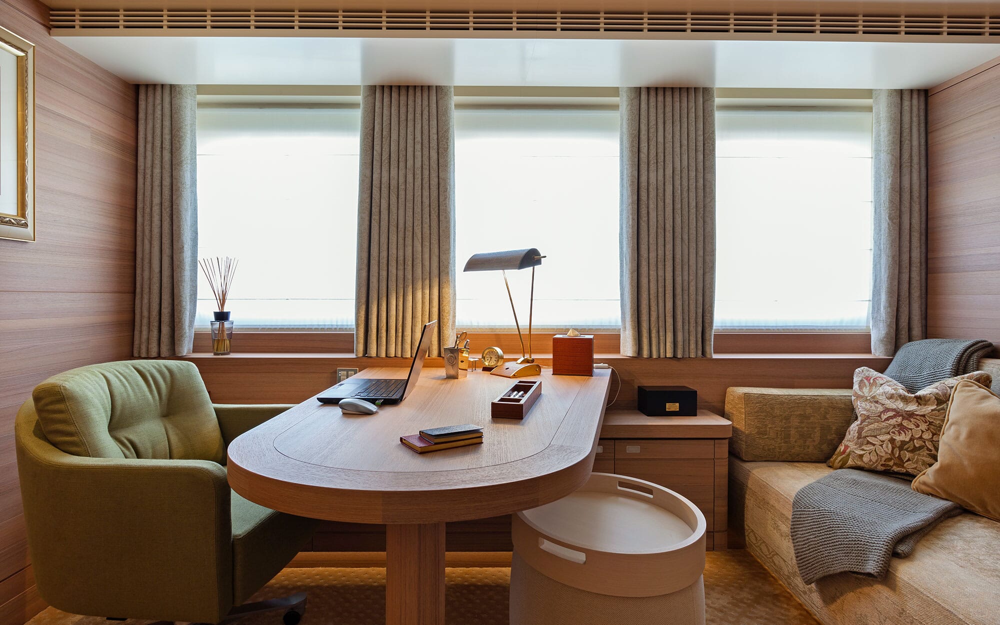 [M-HEESEN-SUPERYACHT-BIJIN]-15457-8.jpg