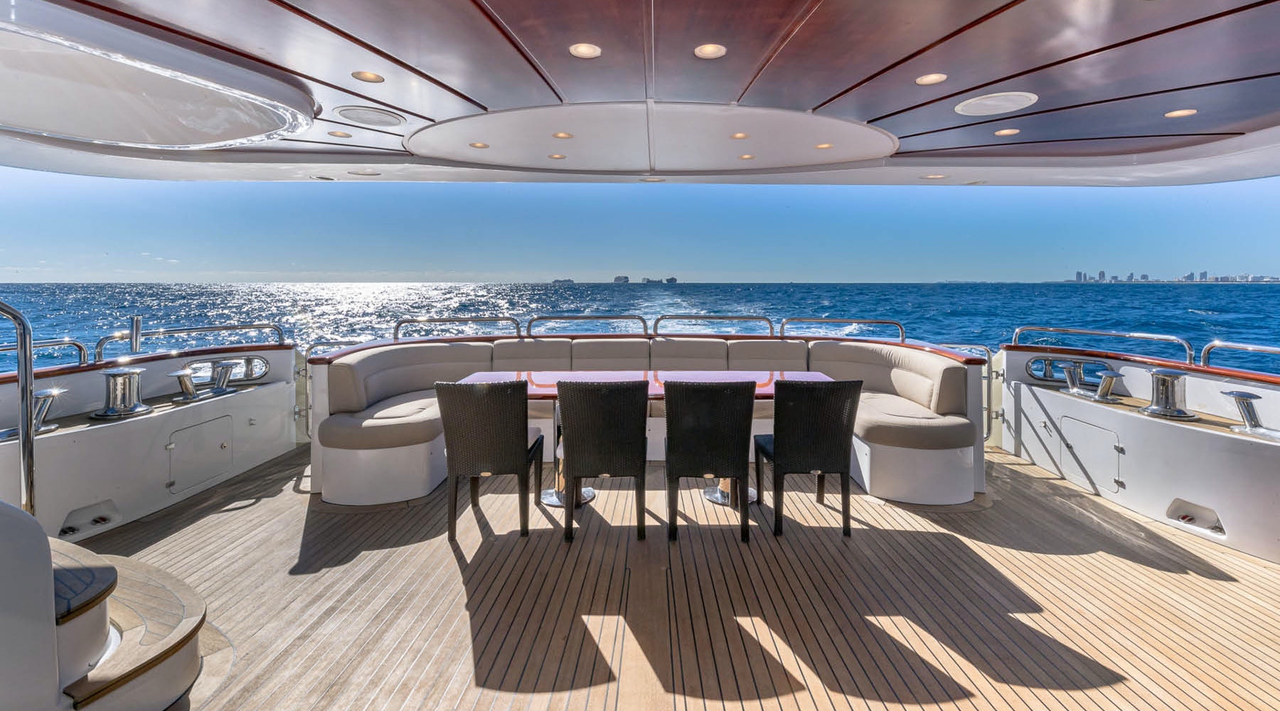 [M-LUXURY-MOTOR-YACHT]-14364-4.jpg