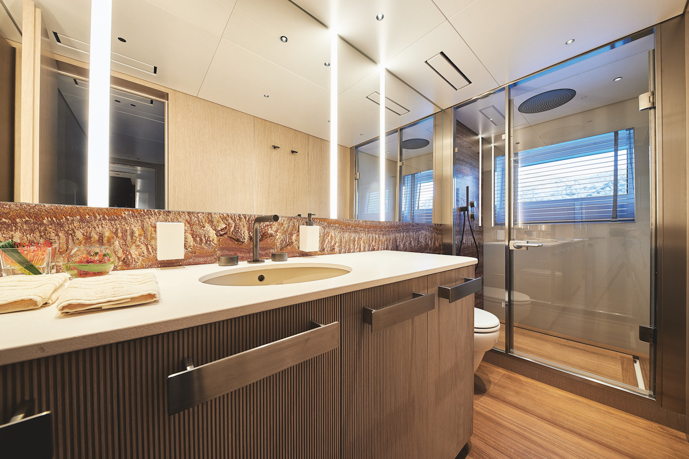 [M-LUXURY-SUPERYACHT-BY-BENETTI]-13488-25.jpg
