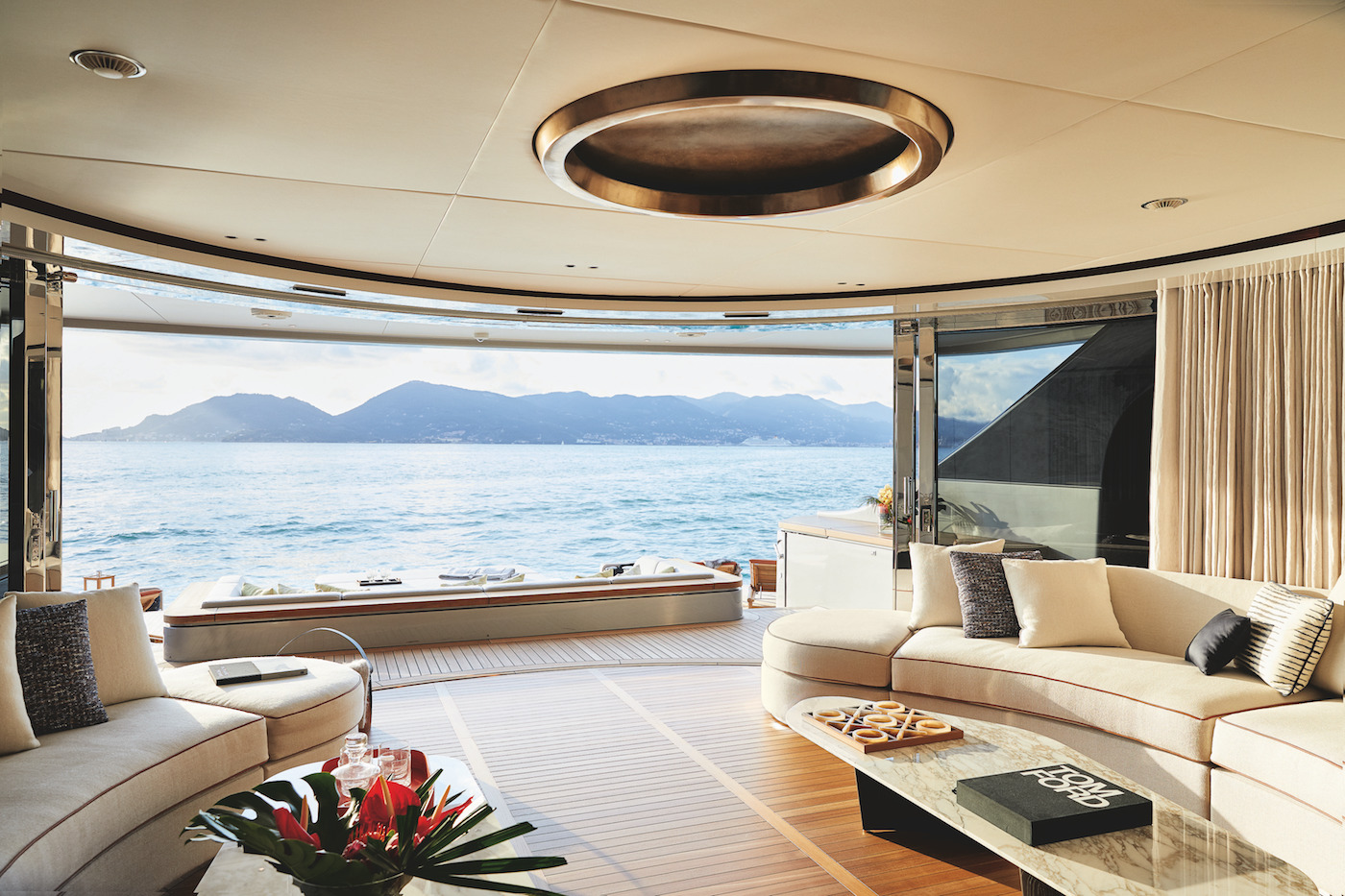 [M-LUXURY-SUPERYACHT-BY-BENETTI]-13488-37.jpg
