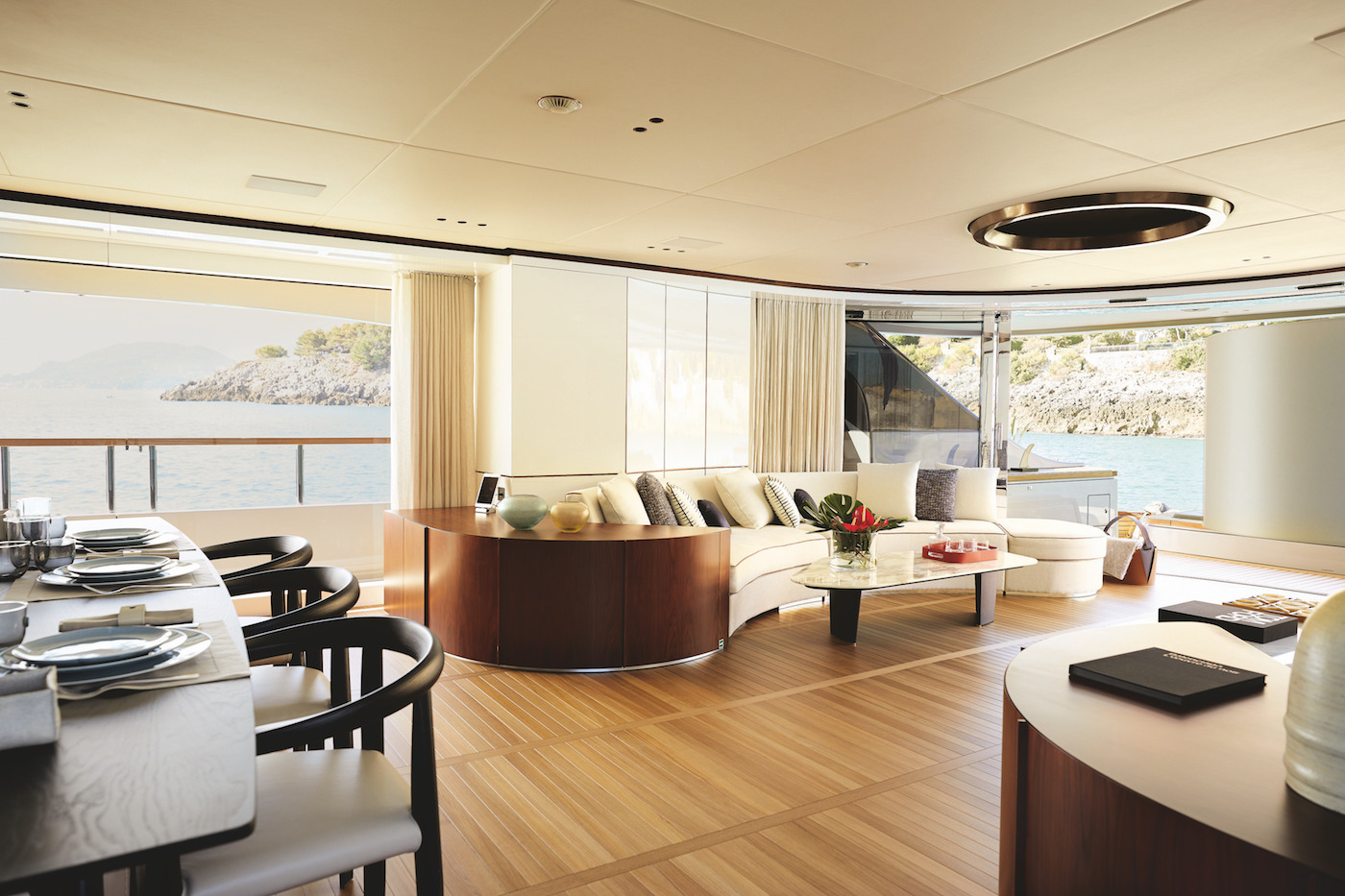 [M-LUXURY-SUPERYACHT-BY-BENETTI]-13488-46.jpg