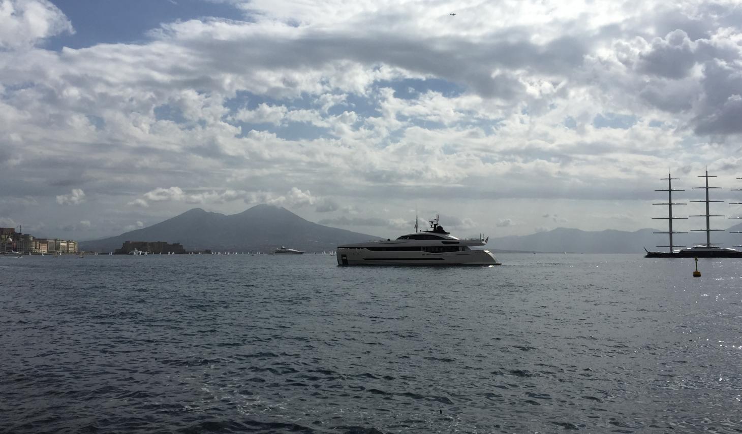 [M-LUXURY-SUPERYACHT-BY-COLUMBUS-YACHTS--PALUMBO]-11856-23.jpg