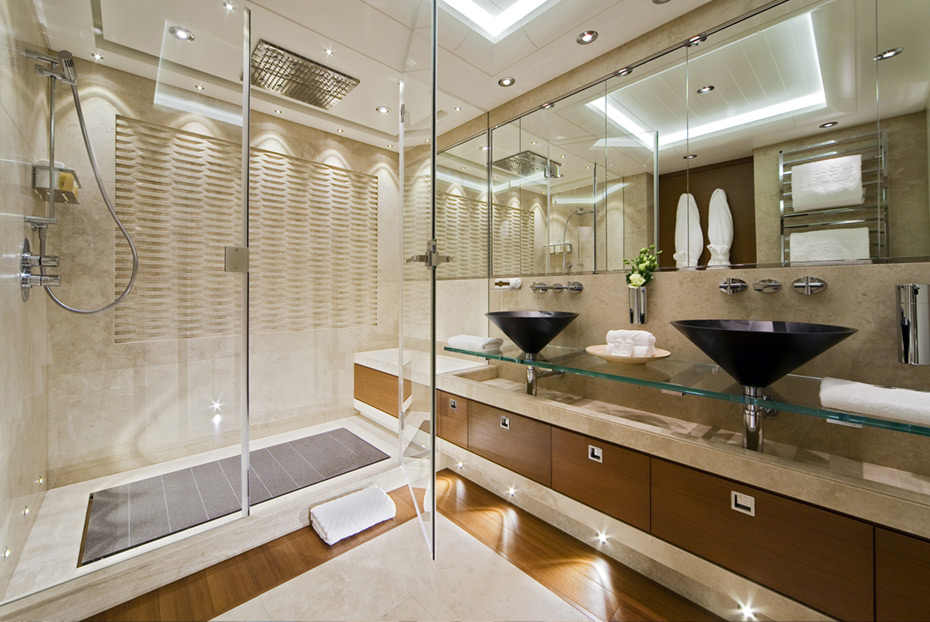 [M-LUXURY-SUPERYACHT-BY-ISA-YACHTS]-11838-16.jpg