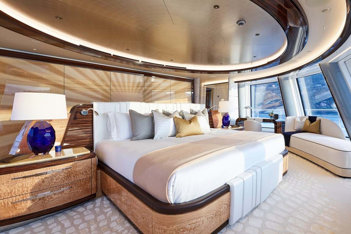 [M-MODERN-CUSTOM-YACHT-BY-ABEKING--RASMUSSEN]-13420-10.jpg