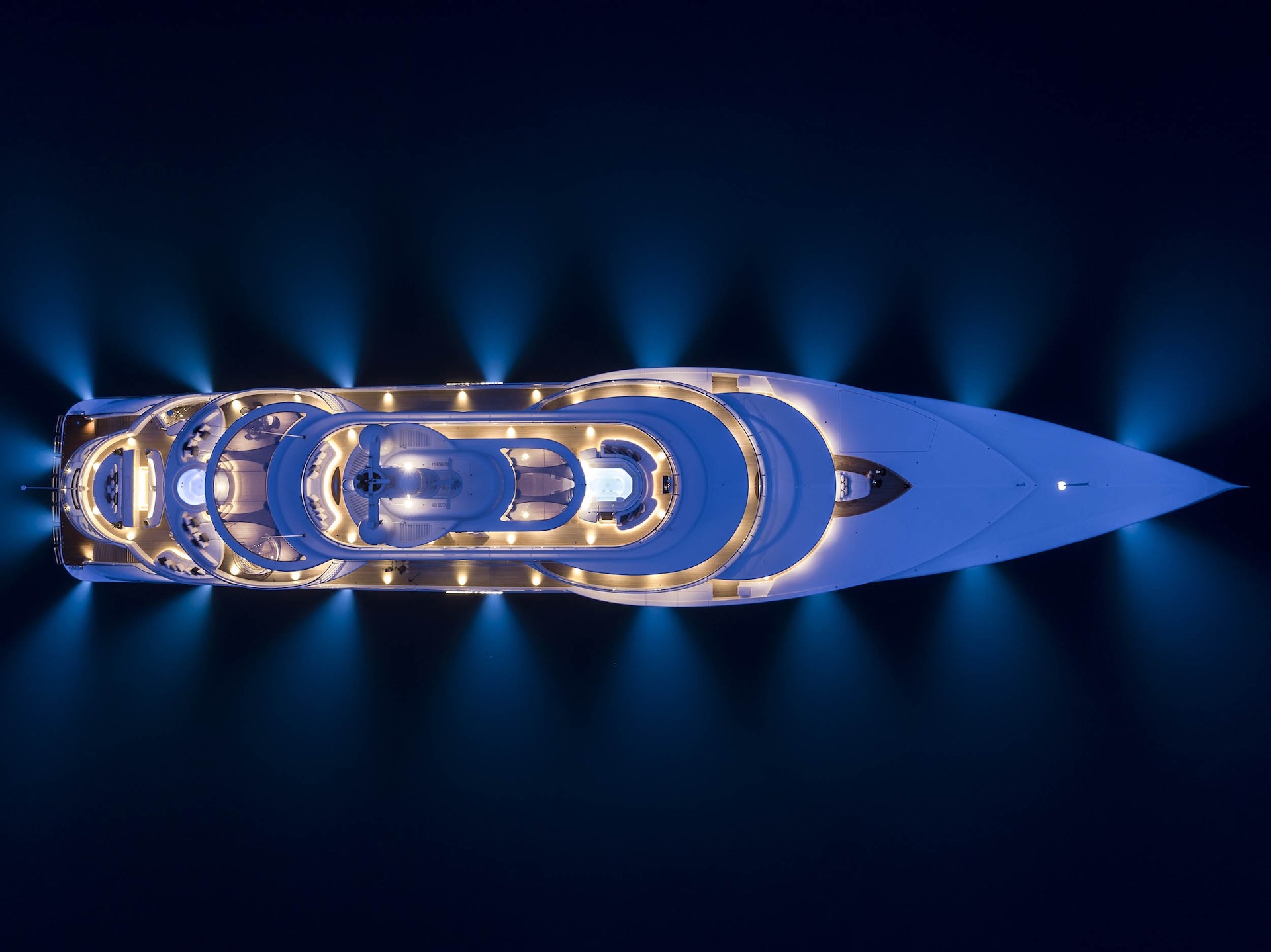 [M-MODERN-CUSTOM-YACHT-BY-ABEKING--RASMUSSEN]-13420-13.jpg