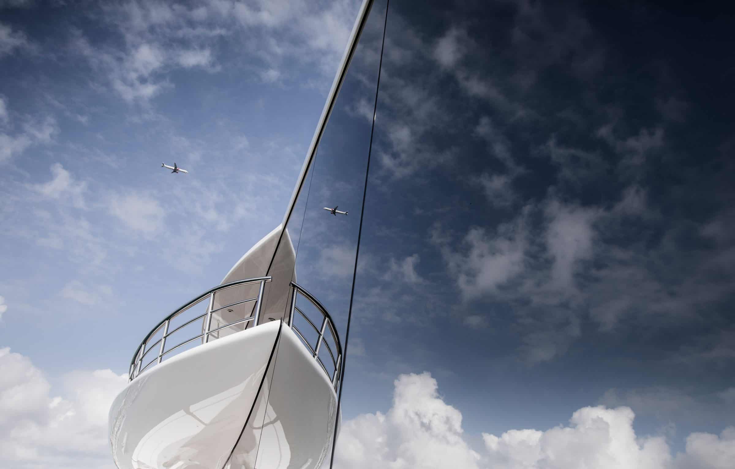 [M-MODERN-CUSTOM-YACHT-BY-ABEKING--RASMUSSEN]-13420-16.jpg
