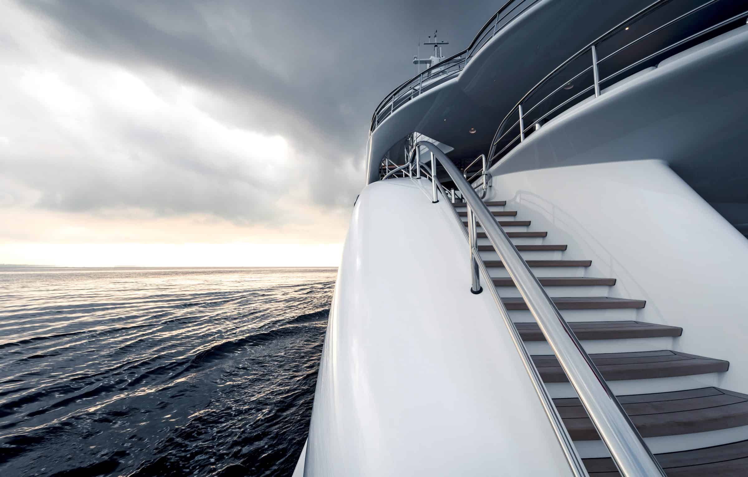[M-MODERN-CUSTOM-YACHT-BY-ABEKING--RASMUSSEN]-13420-29.jpg