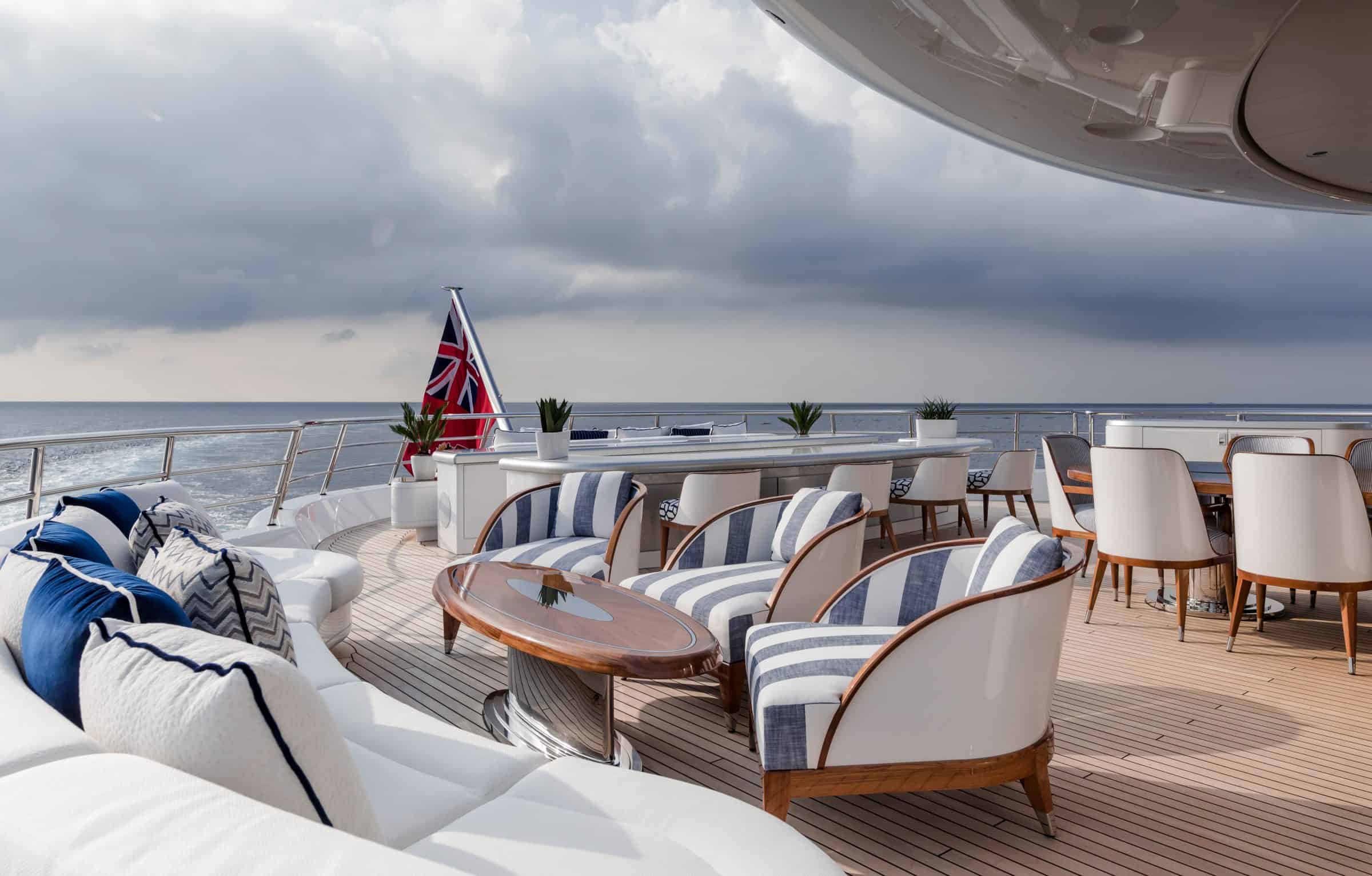 [M-MODERN-CUSTOM-YACHT-BY-ABEKING--RASMUSSEN]-13420-5.jpg