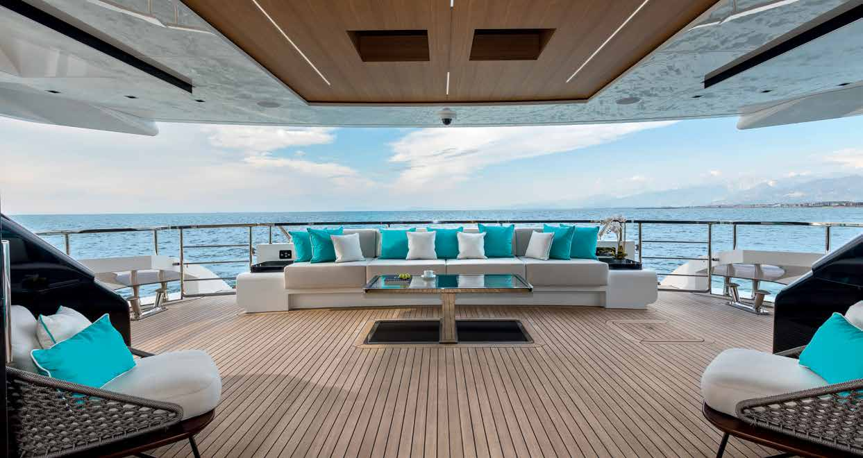 [M-MODERN-SUPERYACHT-BY-MANGUSTA-OVERMARINE]-13682-2.png