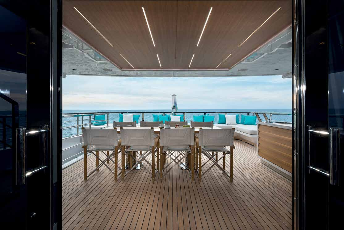 [M-MODERN-SUPERYACHT-BY-MANGUSTA-OVERMARINE]-13682-4.png