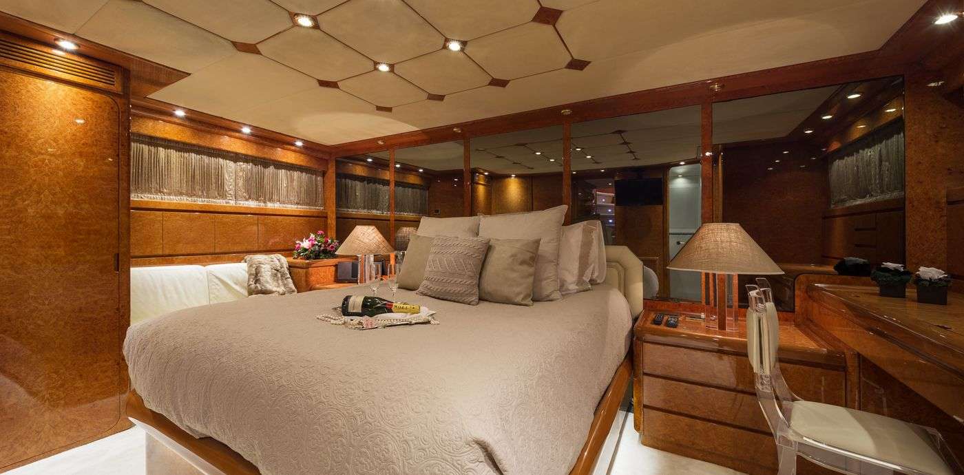 [M-MOTOR-YACHT-LAOURA-M]-11858-4.jpg