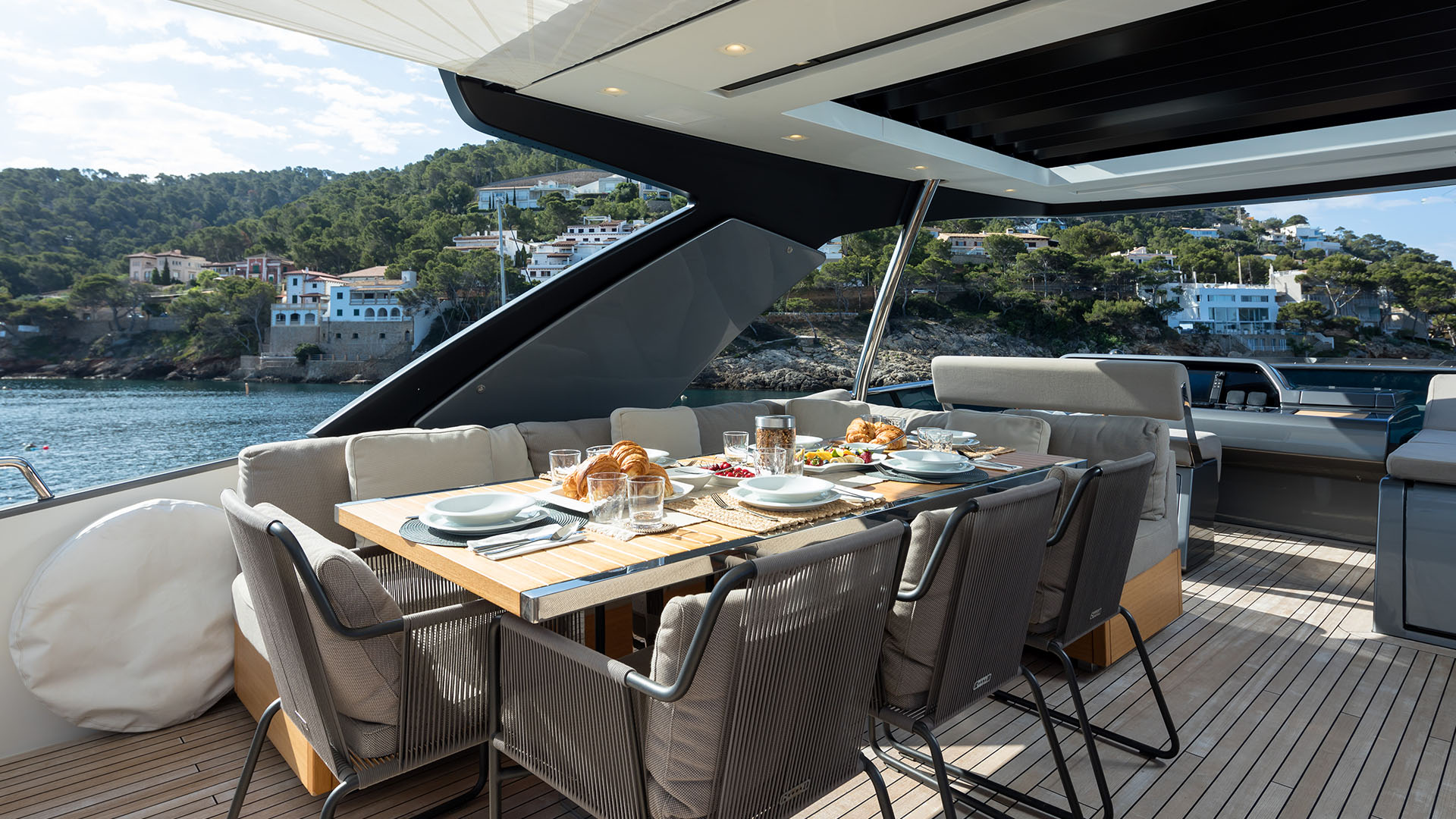 [MOTOR-YACHT-BARRACUDA]-12175-2.jpg