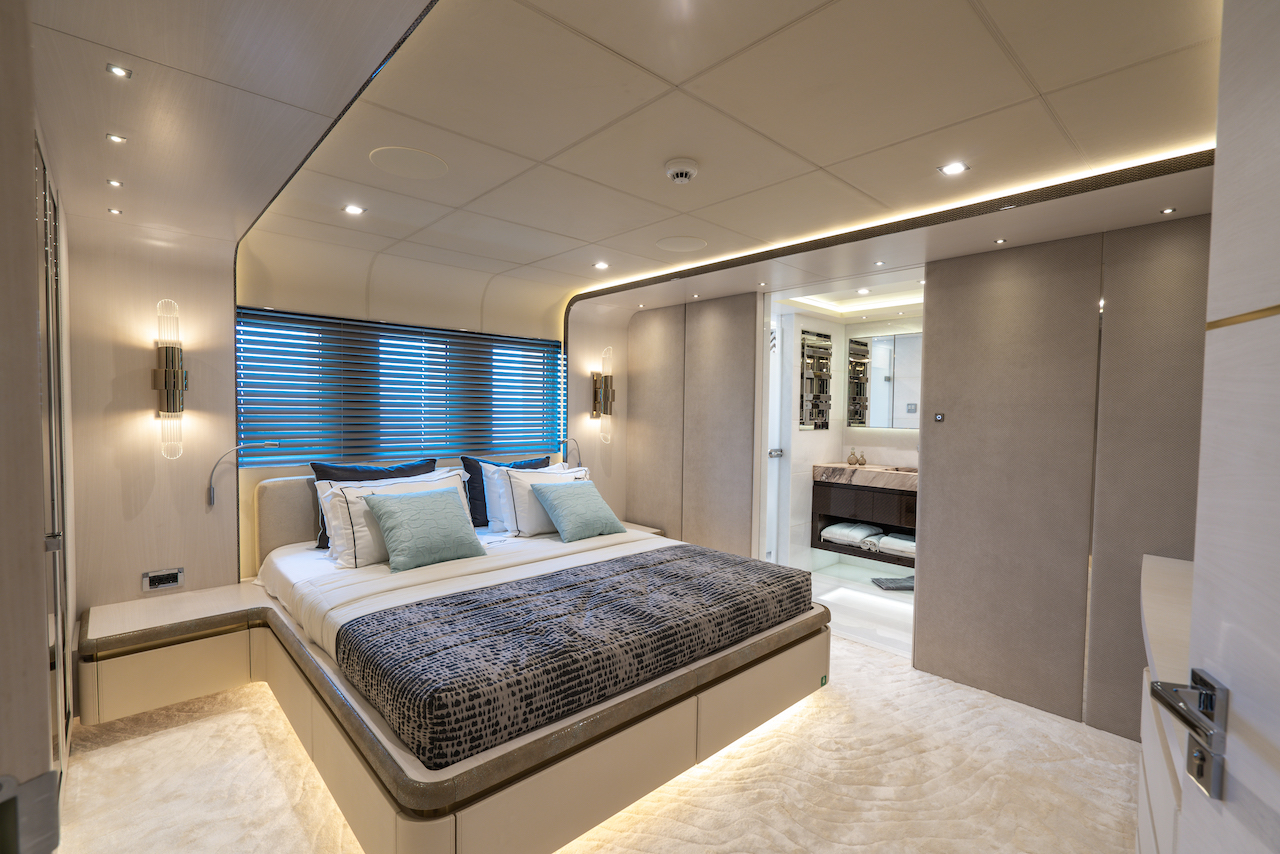 [MOTOR-YACHT-BILGIN]-10615-30.jpg
