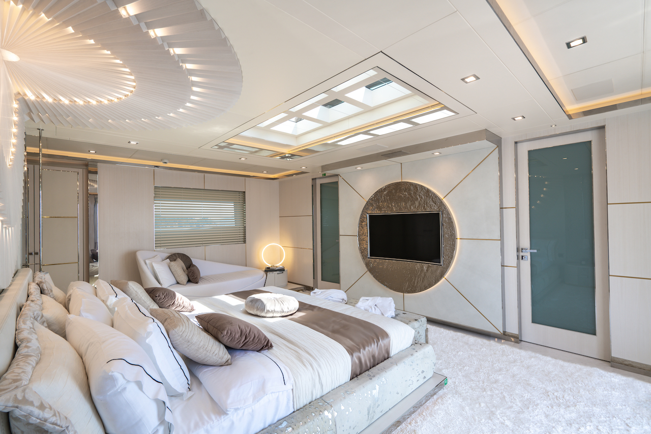[MOTOR-YACHT-BILGIN]-10615-38.jpg