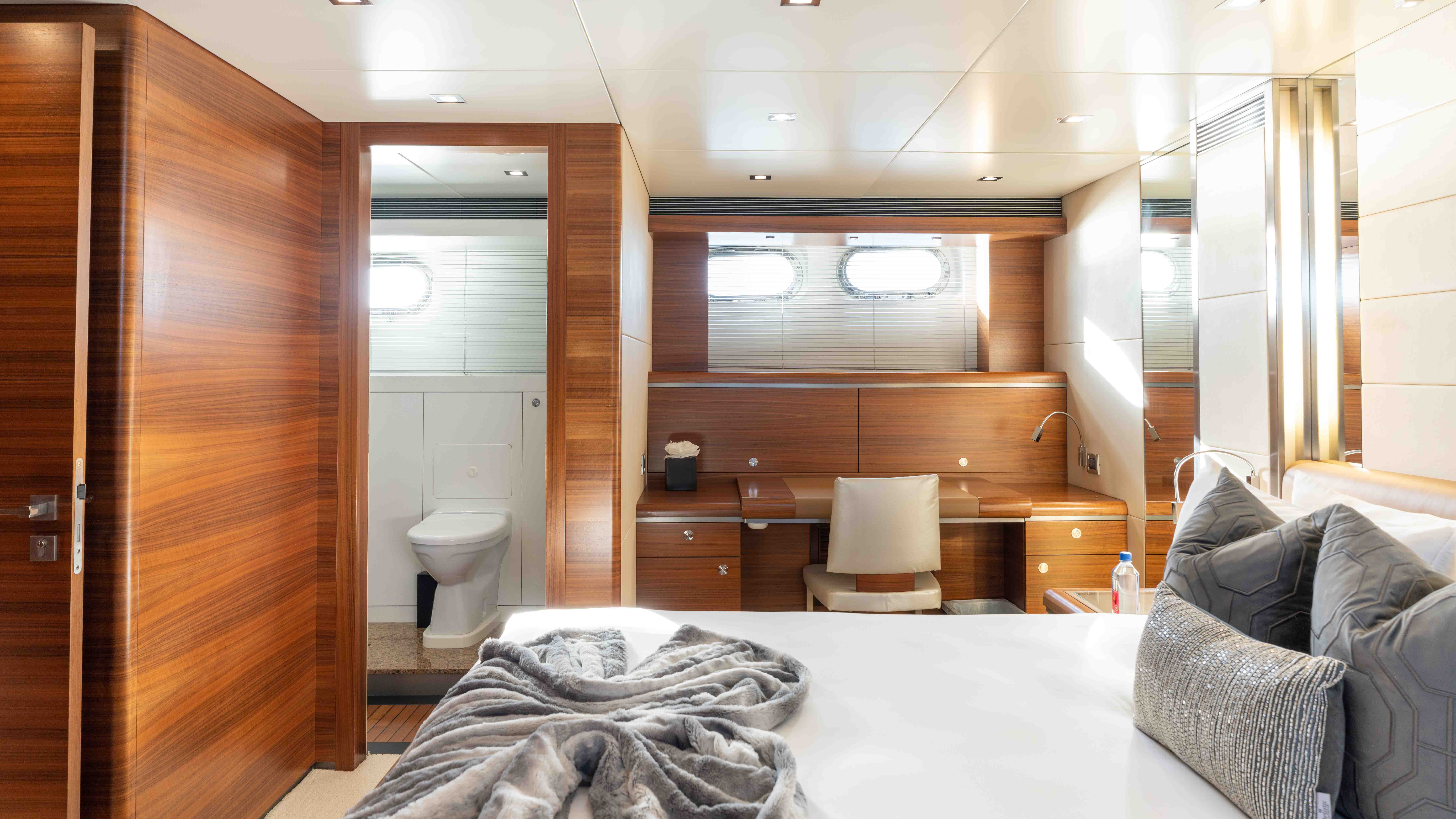 [MOTOR-YACHT-BRIO]-10004-61.jpg