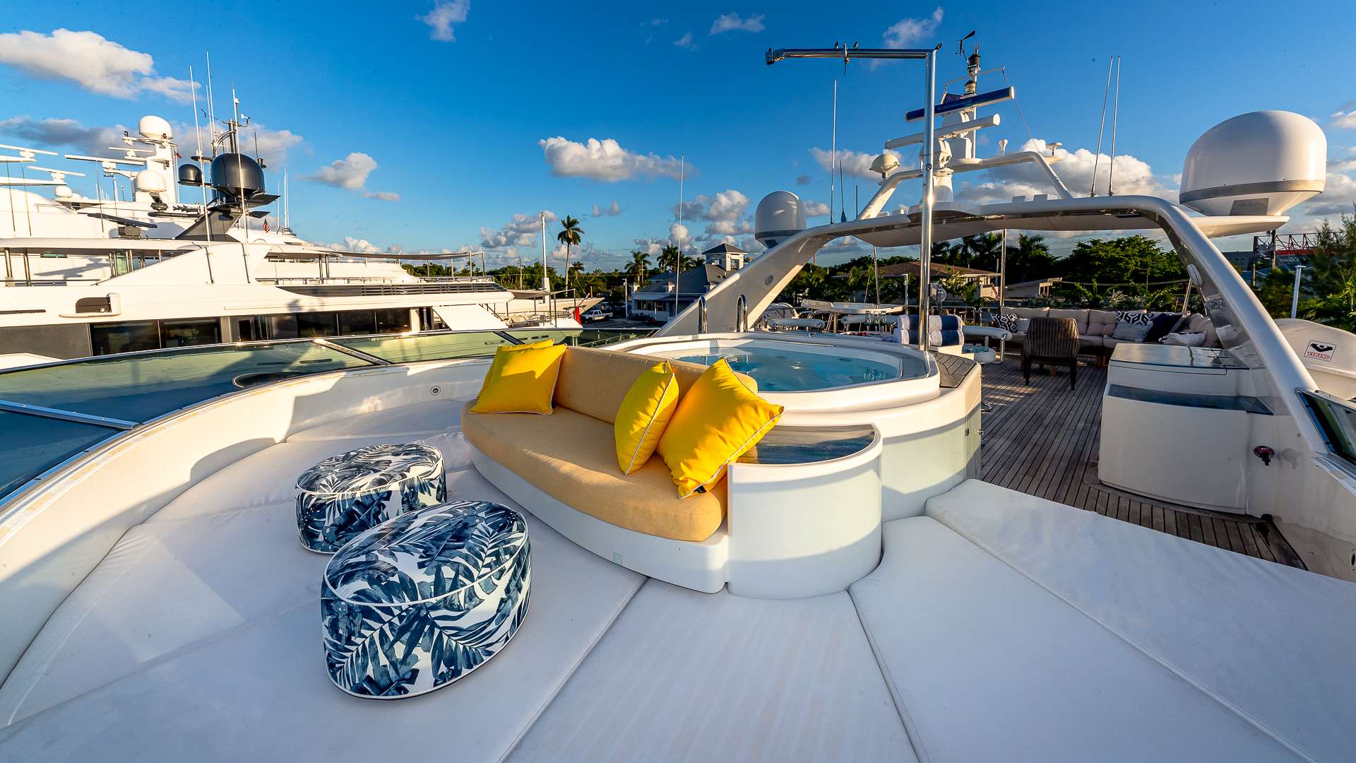 [MOTOR-YACHT-ELIZA-JEAN]-1200-13.jpg