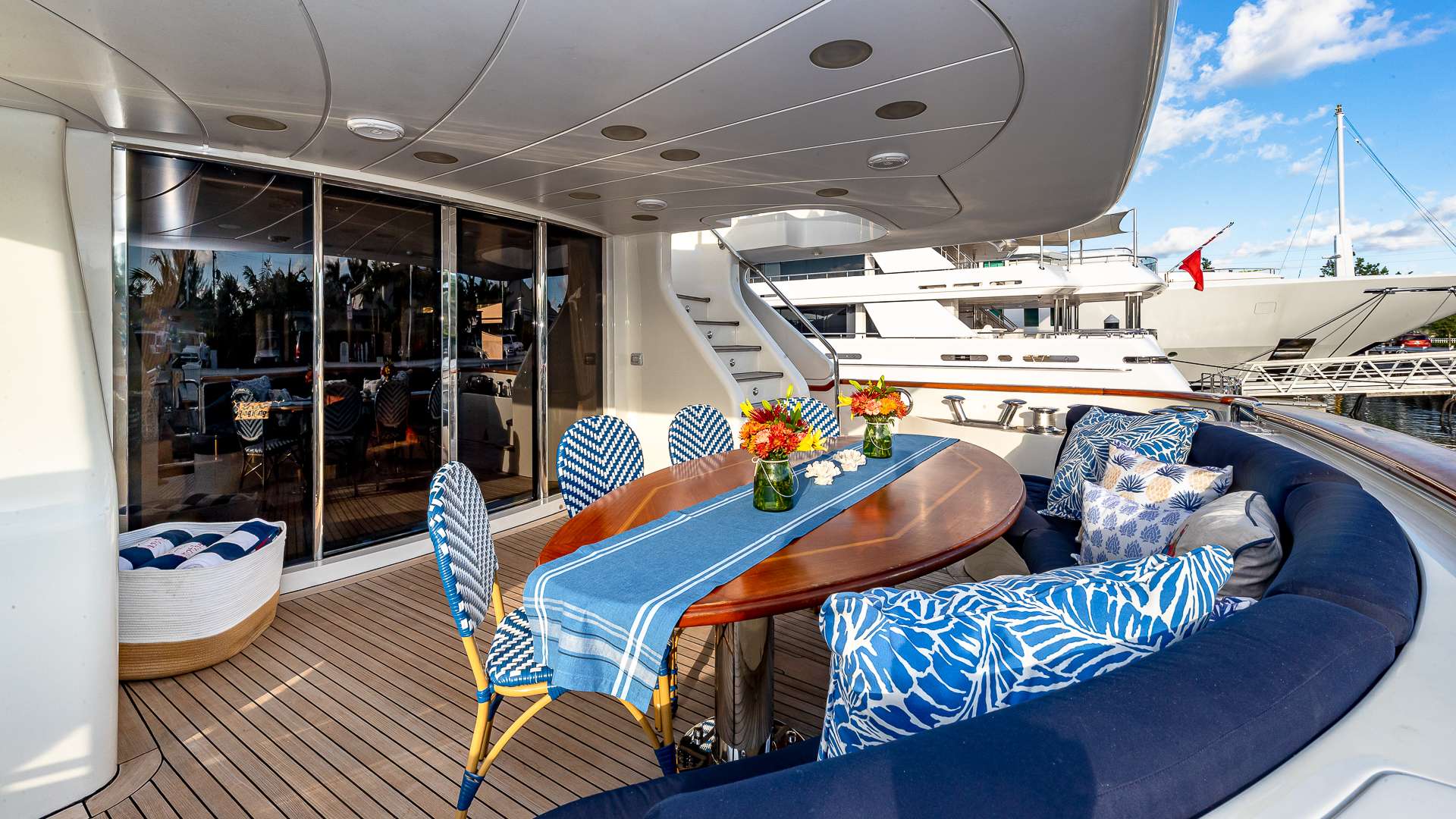 [MOTOR-YACHT-ELIZA-JEAN]-1200-4.jpg