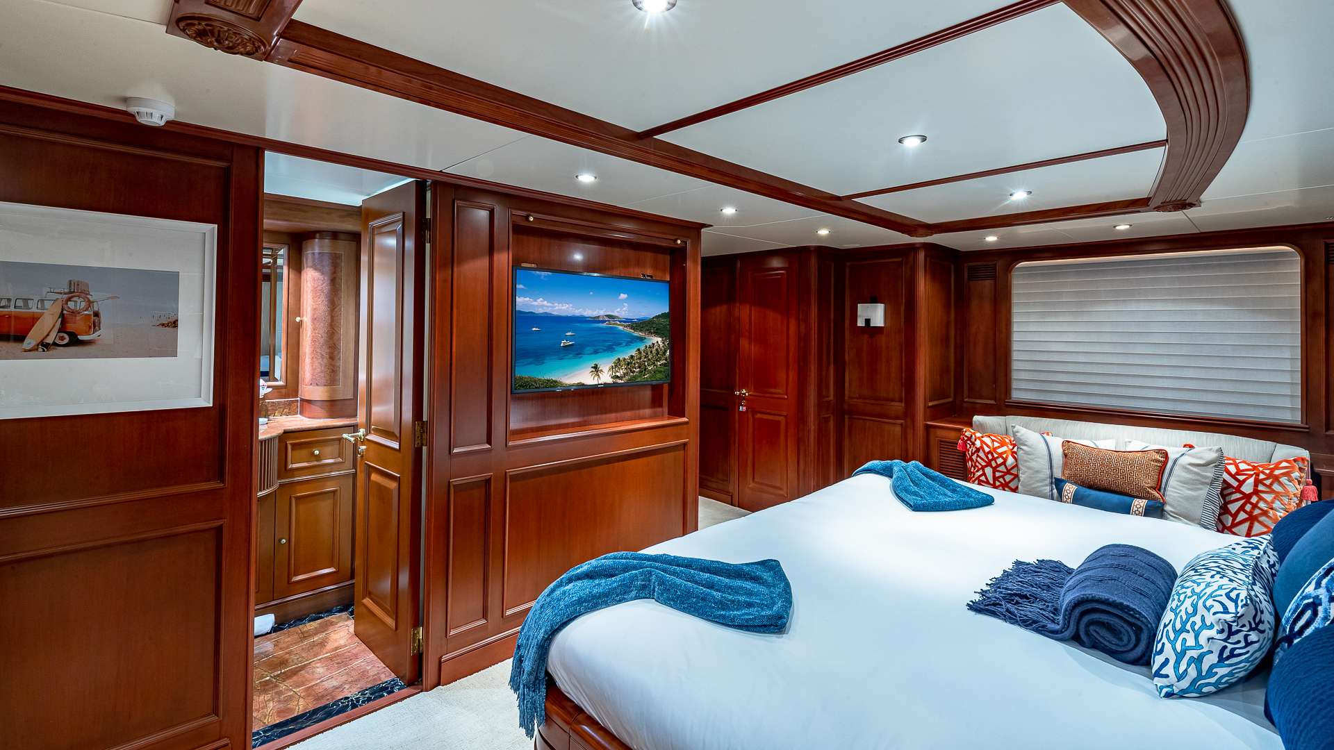 [MOTOR-YACHT-ELIZA-JEAN]-1200-6.jpg