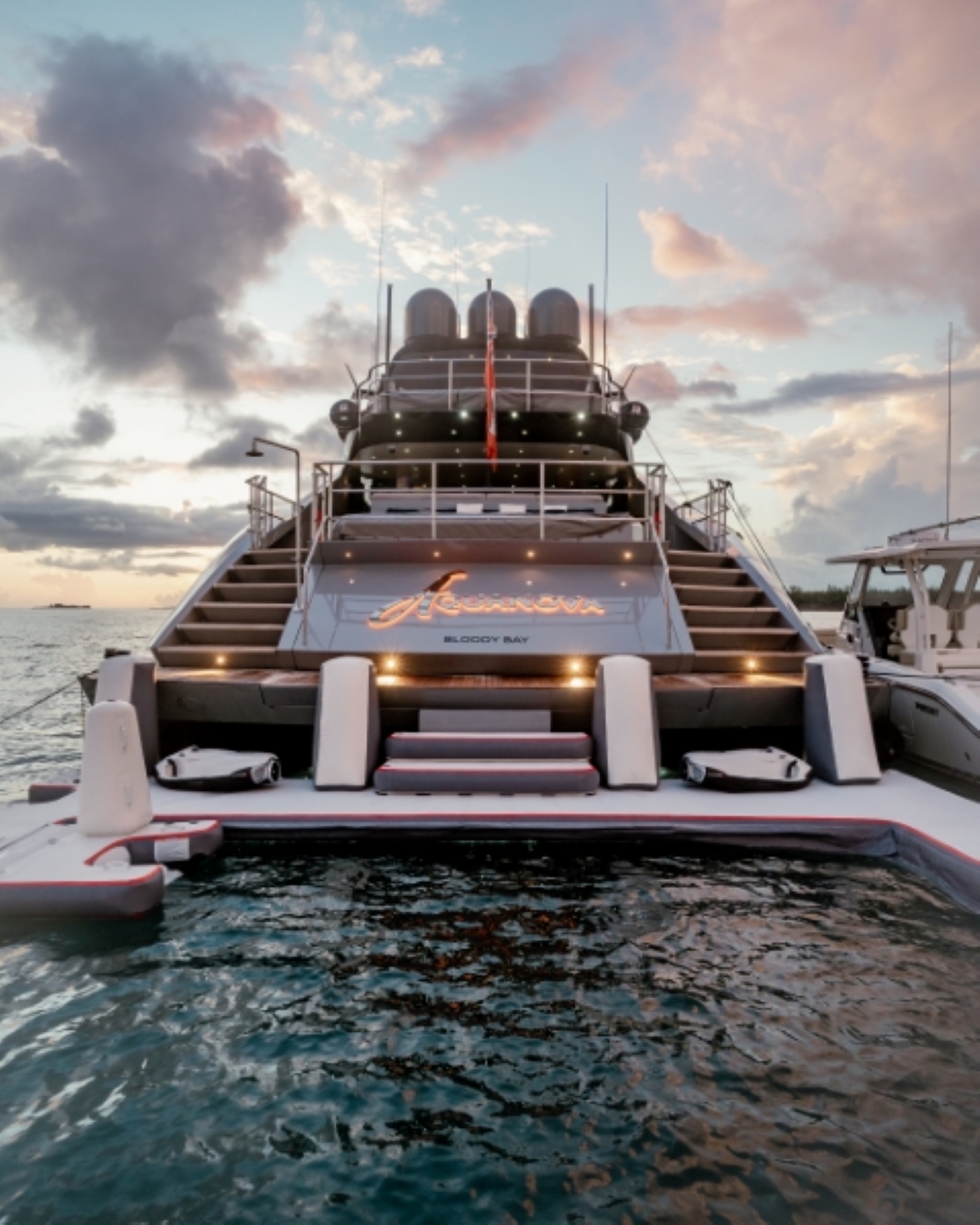 [MOTOR-YACHT-GREY-MATTERS]-10534-19.jpg