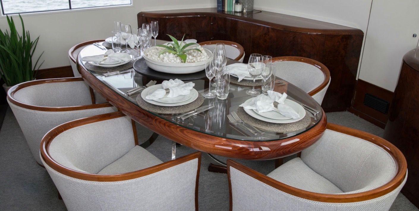 [MOTOR-YACHT-LAURA-J]-11605-1.jpg