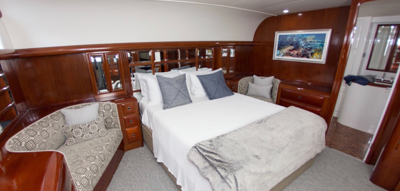 [MOTOR-YACHT-LAURA-J]-11605-8.jpg