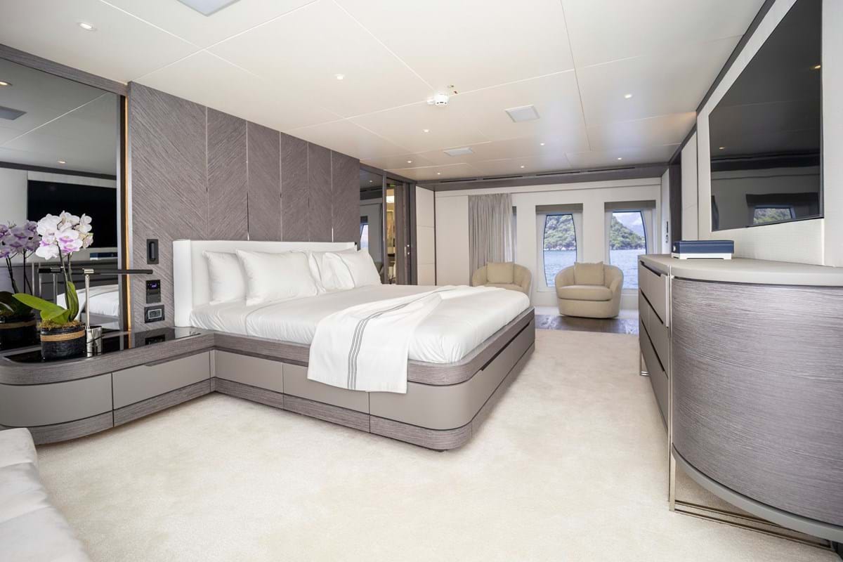 [MOTOR-YACHT-M-CMB-LUXURY-YACHT]-14808-16.jpg