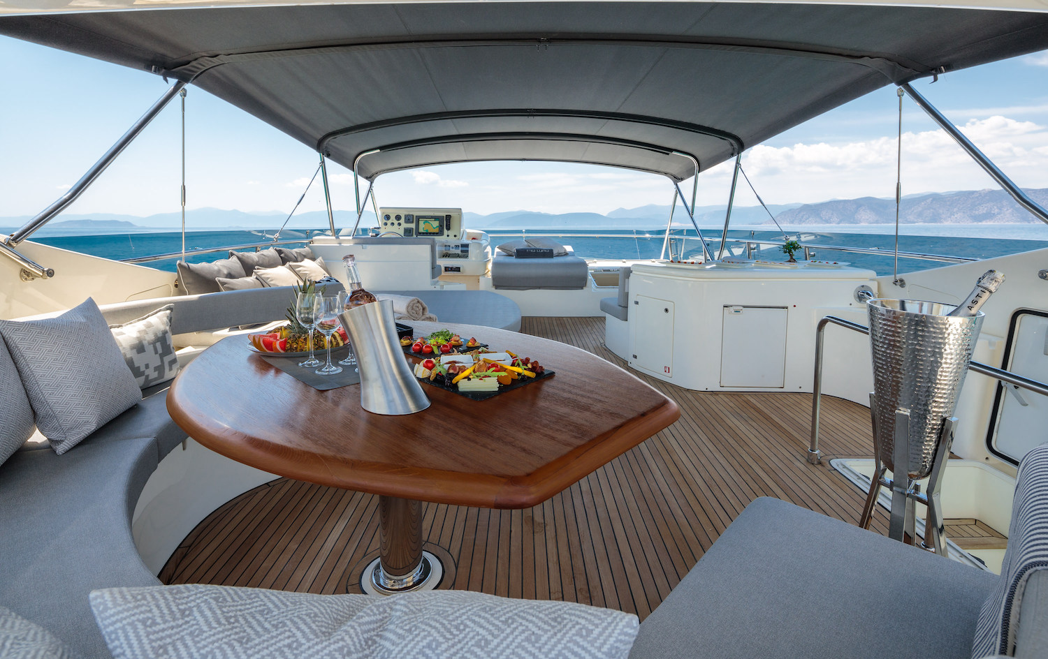 [MOTOR-YACHT-MY-WAY]-13827-13.jpg