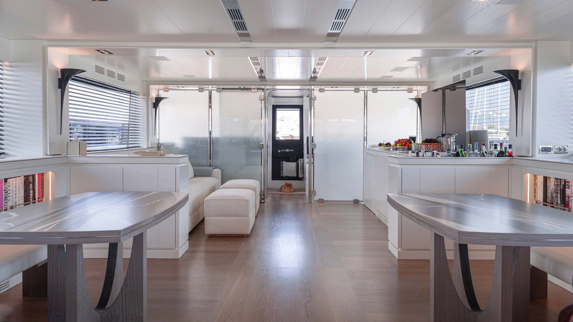 [MOTOR-YACHT-PRIVATE-GG]-11865-8.jpg