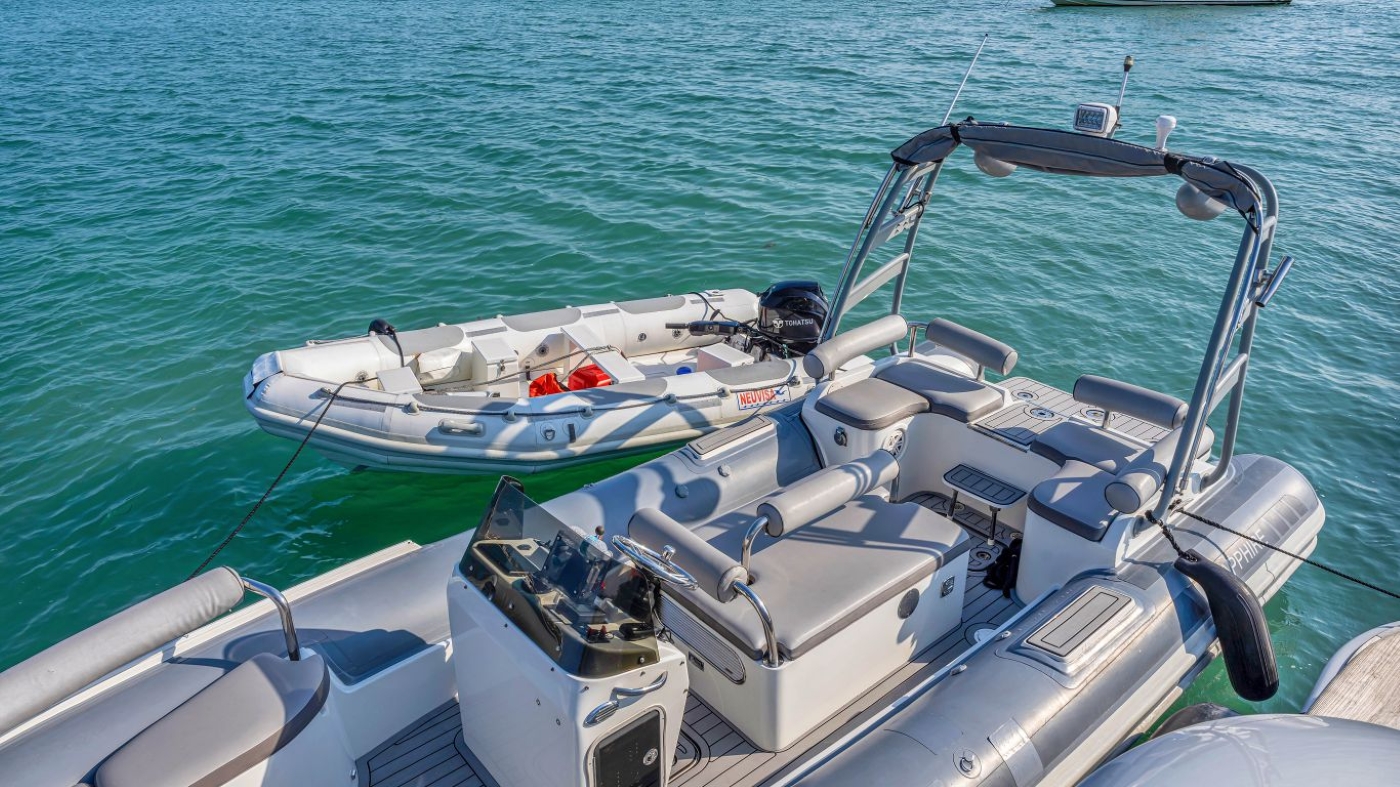 [MOTOR-YACHT-SAPPHIRE-EX-RED-SAPPHIRE-COPY]-11712-30.jpg