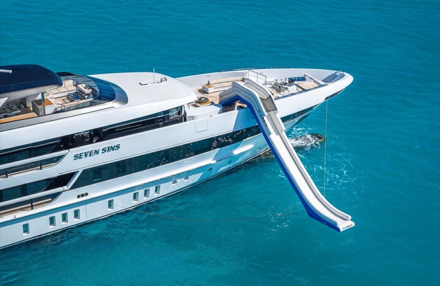 [MOTOR-YACHT-SEVENS-SINS-M]-10426-22.jpg