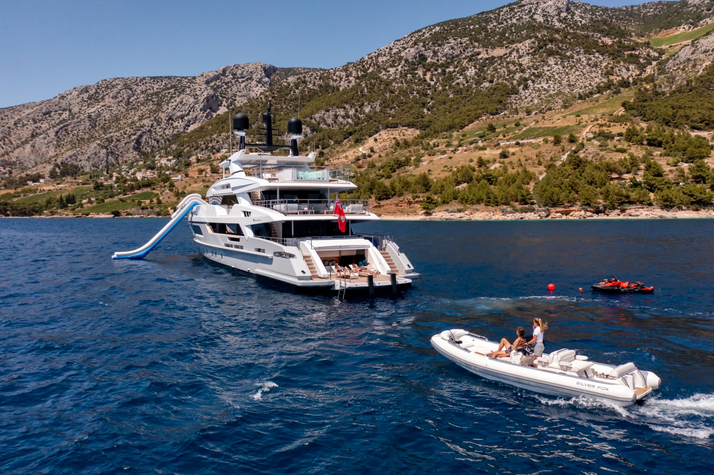 [MOTOR-YACHT-SILVER-FOX]-12256-30.jpg