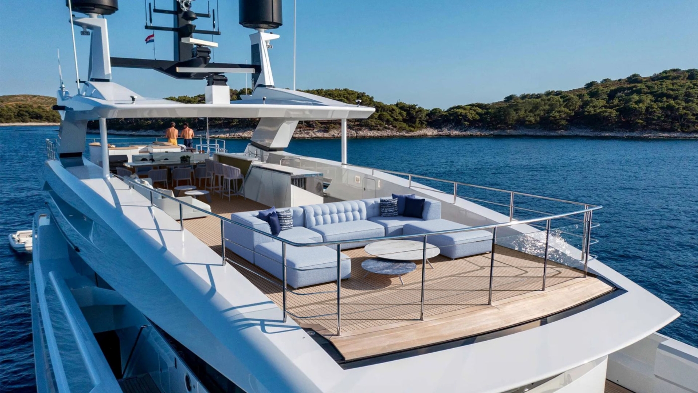 [MOTOR-YACHT-SILVER-FOX]-12256-31.jpg