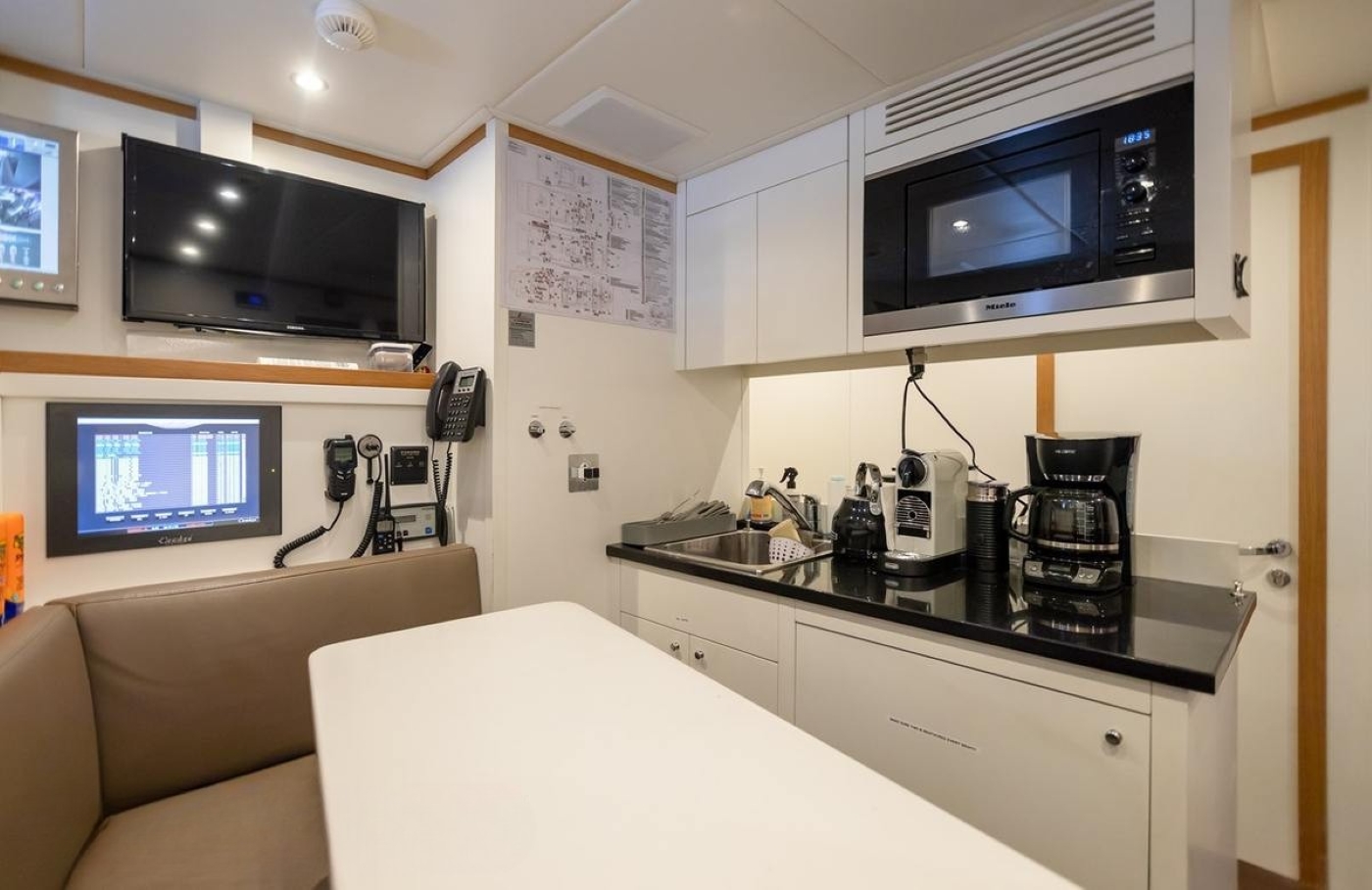 [MOTOR-YACHT-SKYLER]-10596-55.jpg