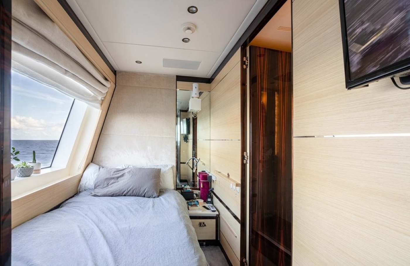 [MOTOR-YACHT-SKYLER]-10596-60.jpg