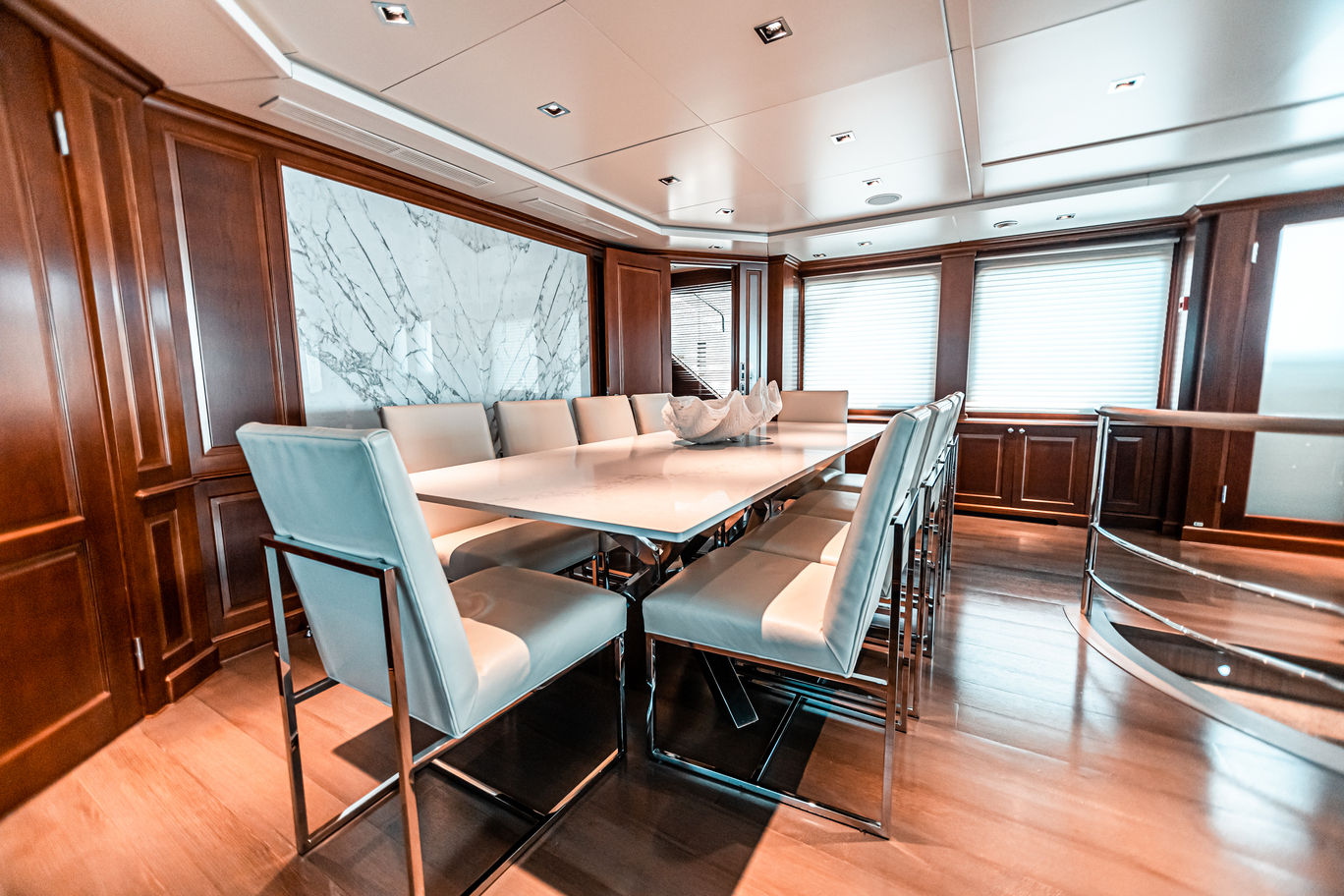 [MOTOR-YACHTBEVERLEY]-1484-15.jpg