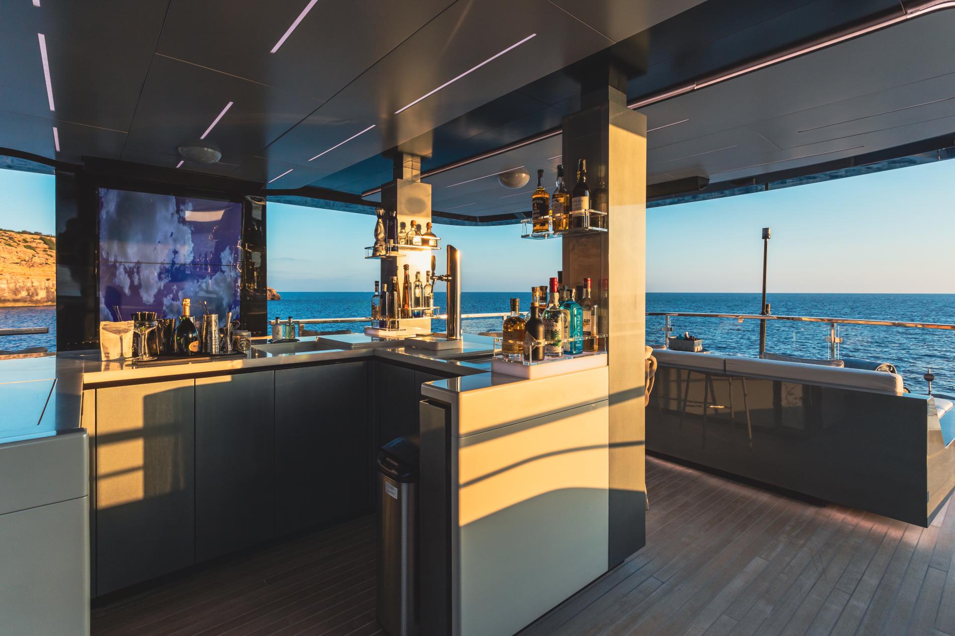 [MY--M-SUPERYACHT-BY-LOGICA-YACHTS-FOREVER]-15389-2.jpg
