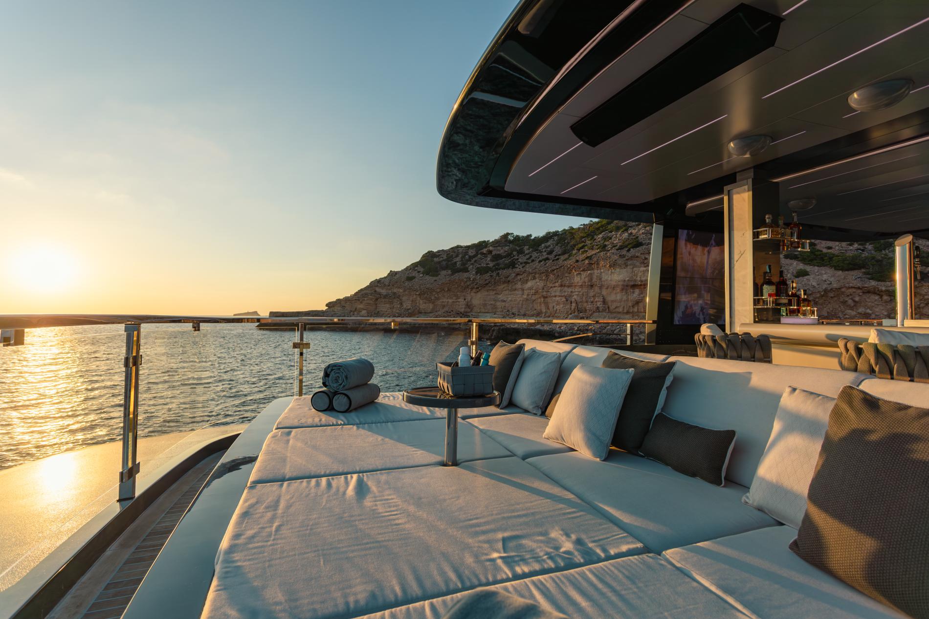 [MY--M-SUPERYACHT-BY-LOGICA-YACHTS-FOREVER]-15389-4.jpg