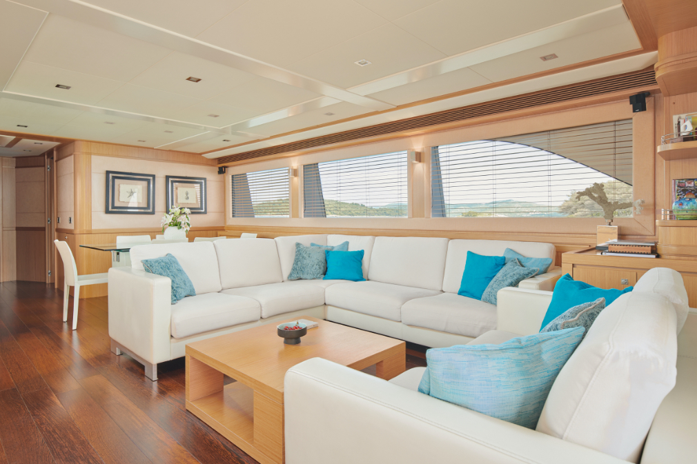 [MY-FRIENDS-BOAT]-13968-15.jpg