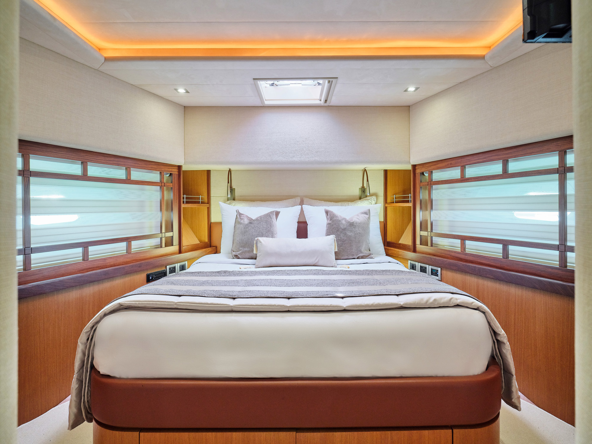 [MY-GOLDEN-YACHT]-14116-5.jpg