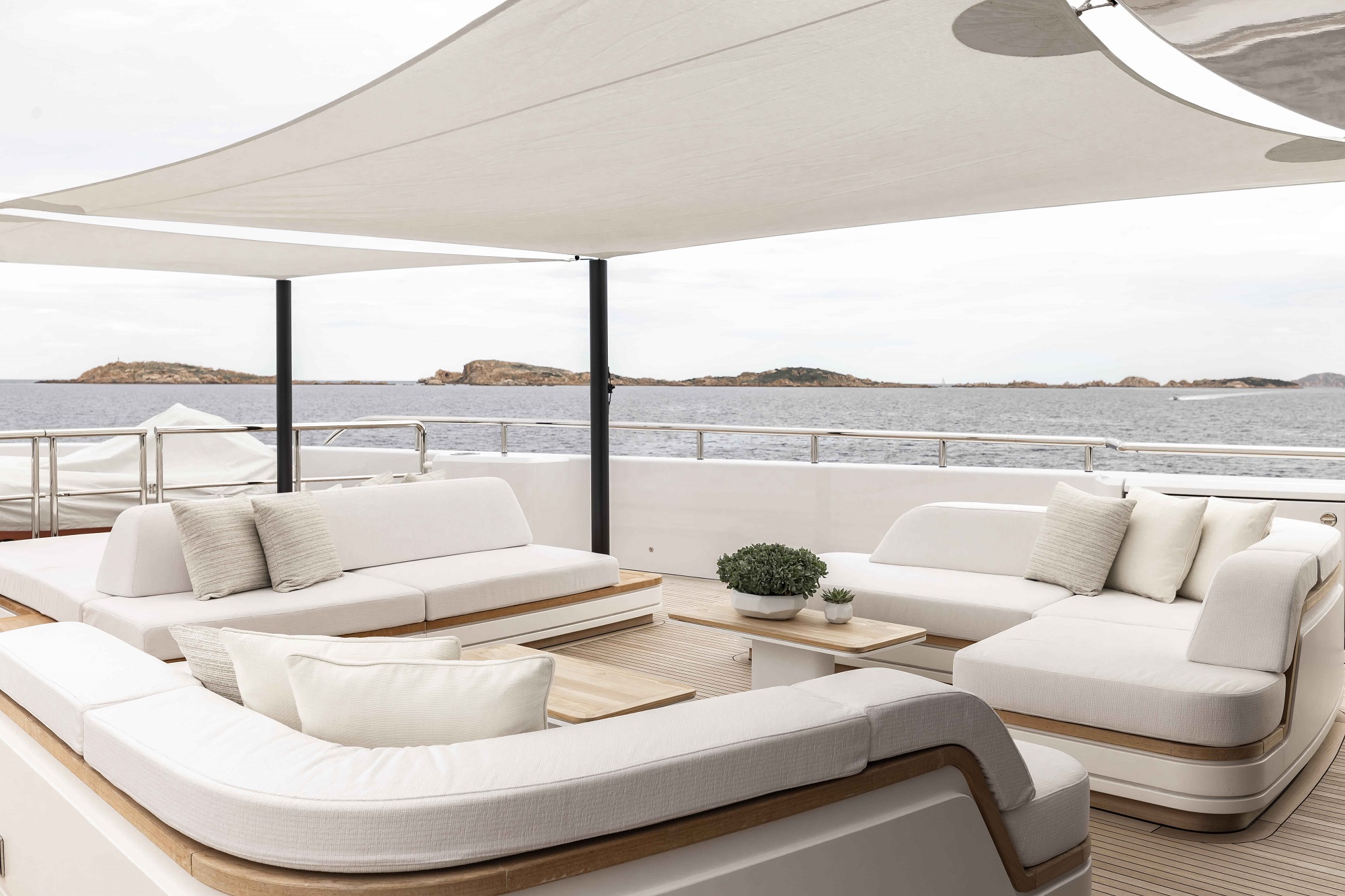 [MY-M-BENETTI-BNOW]-15412-10.jpg