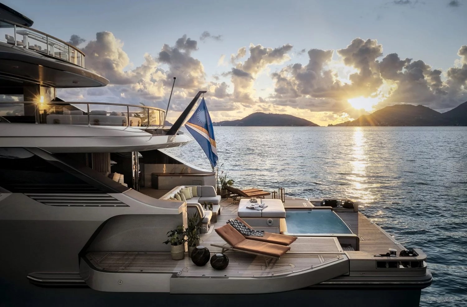 [MY-M-BENETTI-OASIS-SUPERYACHT-TOSUN]-15054-2.jpg