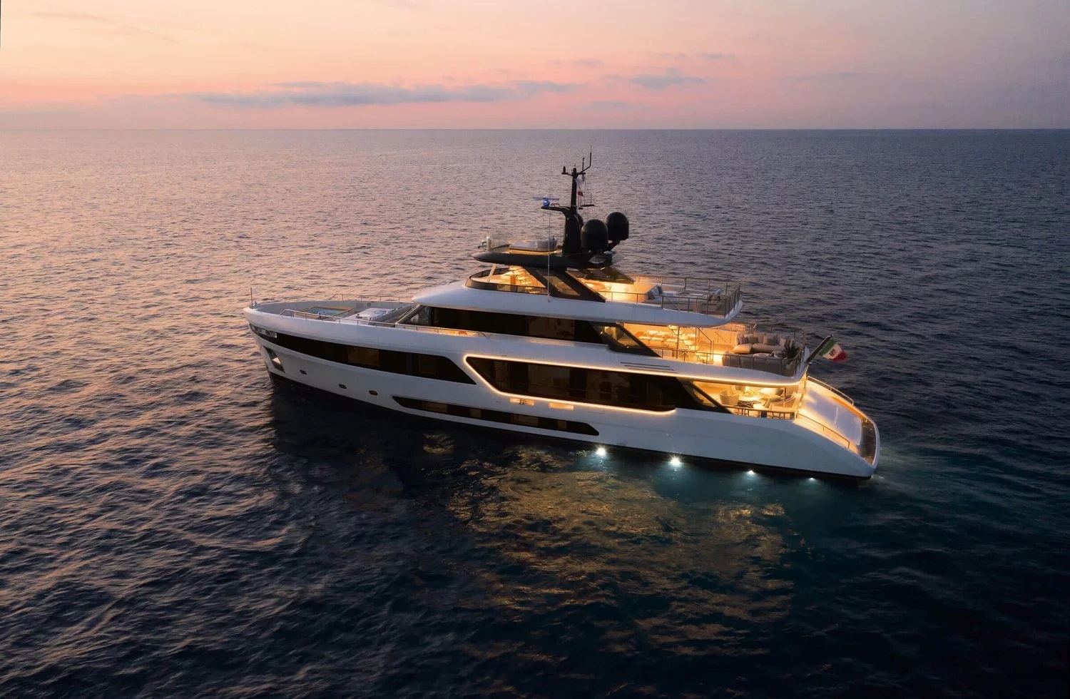 [MY-M-BENETTI-SUPERYACHT-ALLURIA]-14979-3.jpg