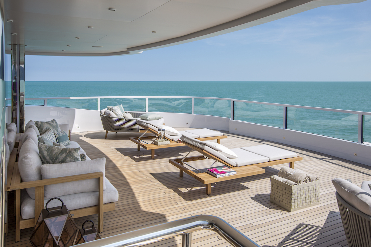 [MY-M-COLUMBUS-SUPERYACHT]-14807-4.jpg