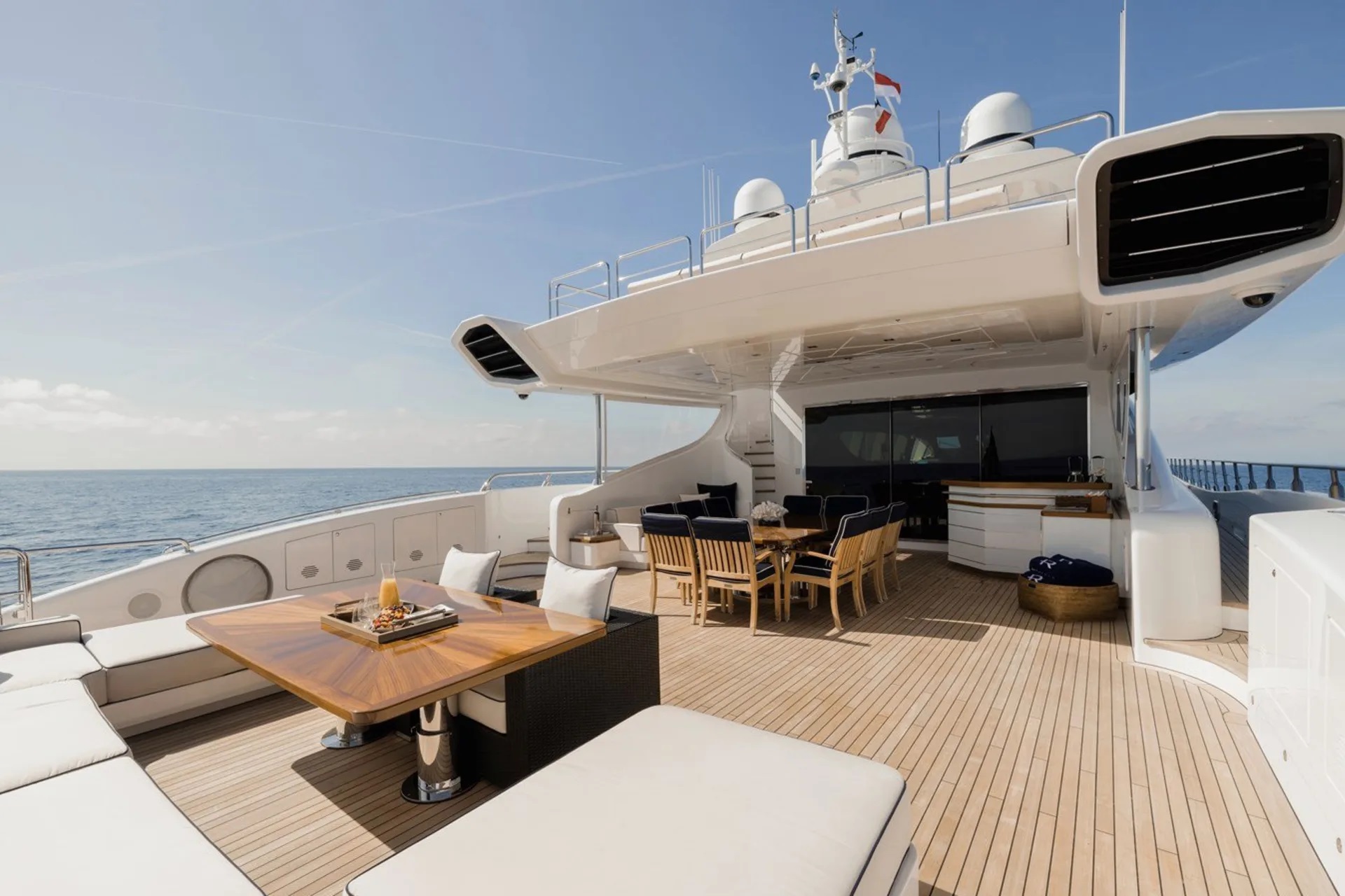 [MY-ROYALE-X-EX-MISS-MONEYPENNY-V-MISUNDERSTOOD-COPY]-15456-5.jpg