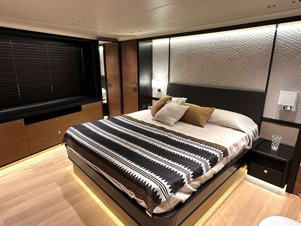 [MY-SEMELA]-15574-9.jpg