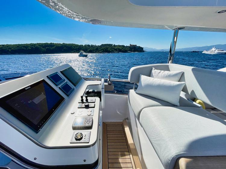 [MY-WAVE-AZIMUT-GRANDE-M]-14234-3.png