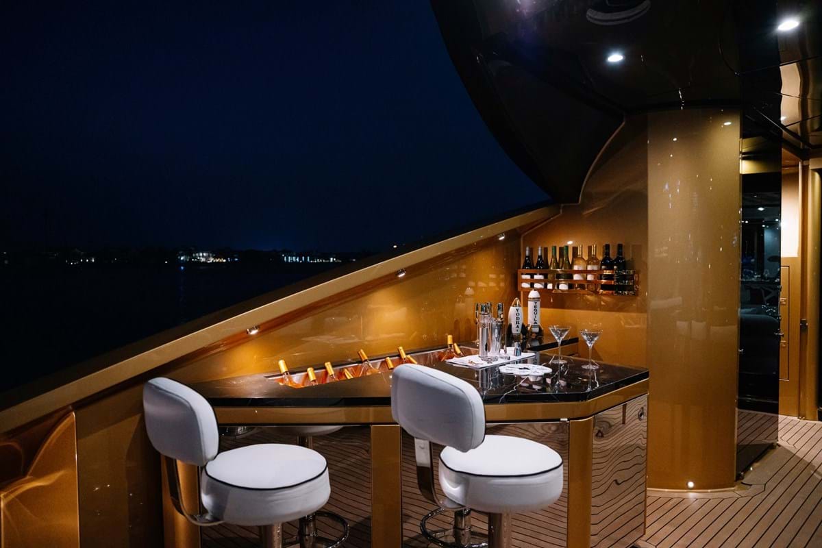 [MYM-PALMER-JOHNSON-SPORT-YACHT-AK-ROYALTY]-14909-4.jpg