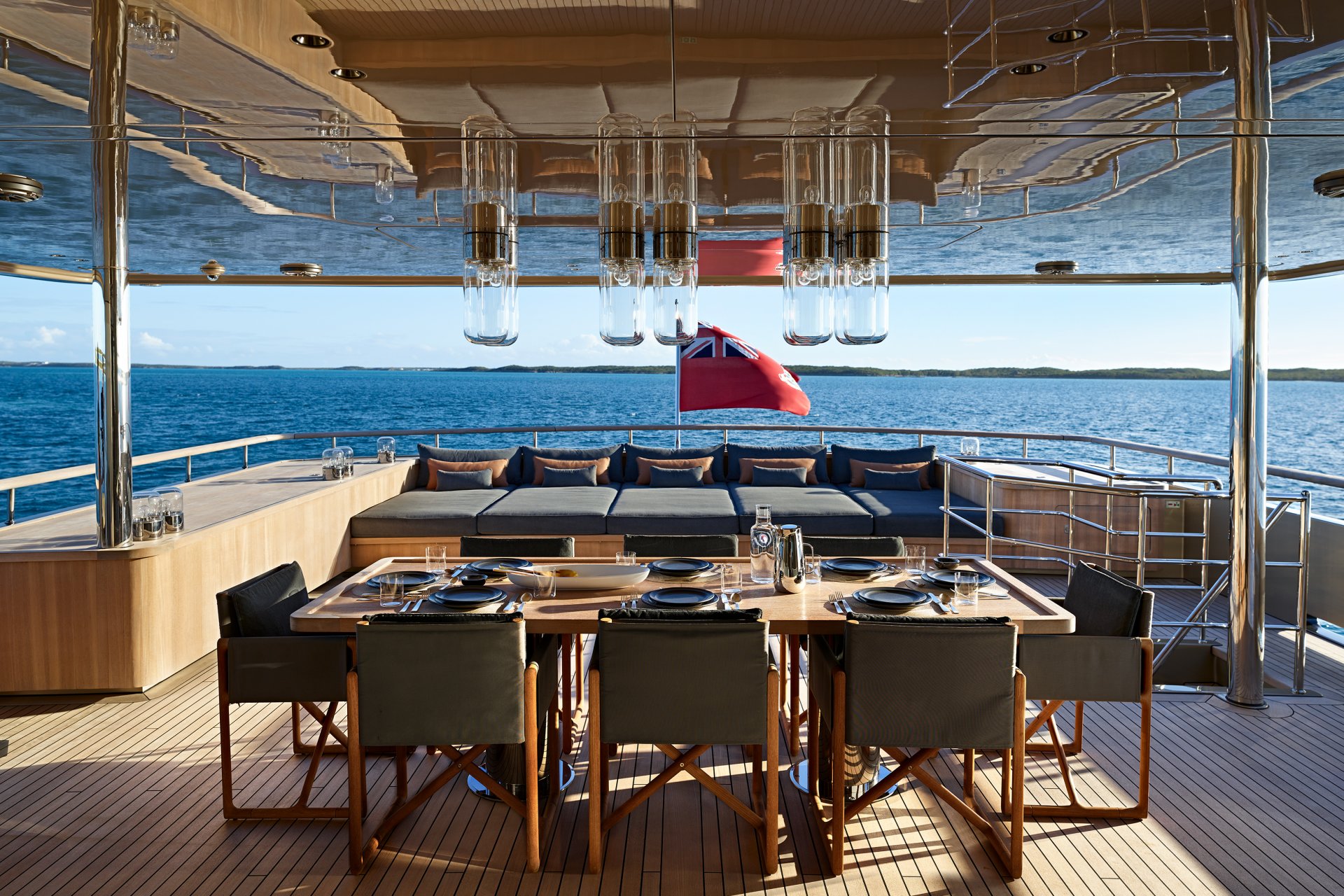 [PRIVATE-LIVES]-1437-9.jpg