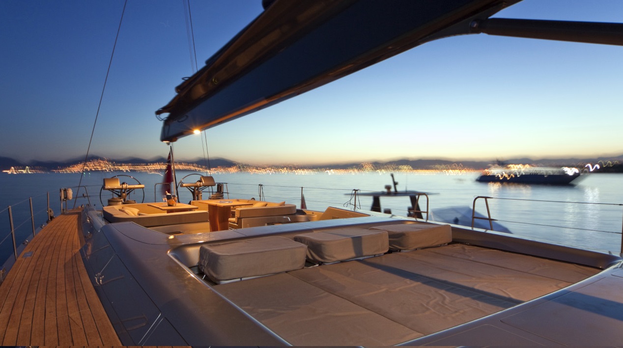 [SAILING-YACHT-DARK-SHADOW]-1405-24.jpg